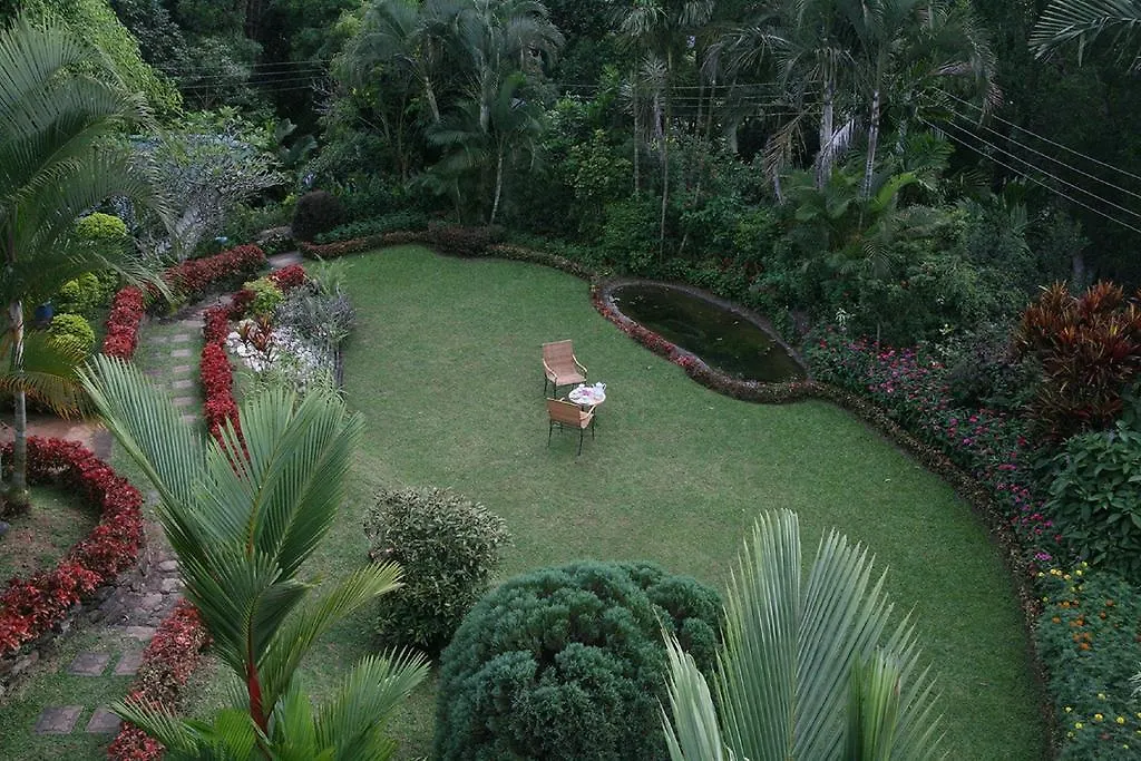 Mowbrey House Hotel Kandy Resort