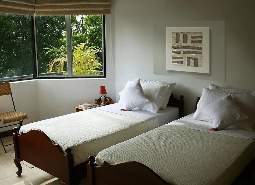 Mowbrey House Hotel Kandy 3*,